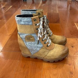 Sorel Lexie Wedge Boot 9.5
